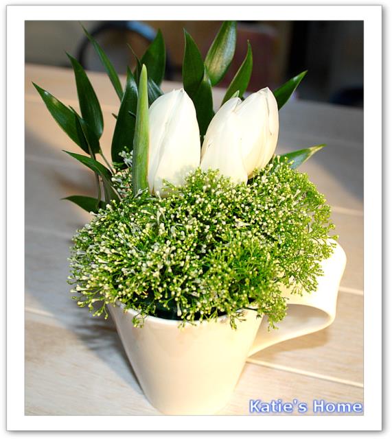 mini composition tulipe blanche
